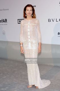 Carole Bouquet feet photo thumbnail