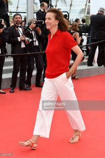 Carole Bouquet feet photo thumbnail