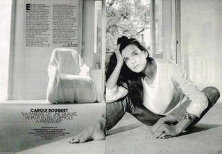 Carole Bouquet feet photo thumbnail