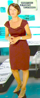Carole Gaessler feet photo 2
