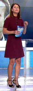 Carole Gaessler feet photo 18
