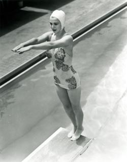 Carole Landis feet photo 2