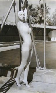 Carole Landis feet photo 16