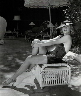 Carole Lombard feet photo 15