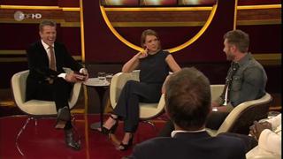 Carolin Kebekus feet photo thumbnail