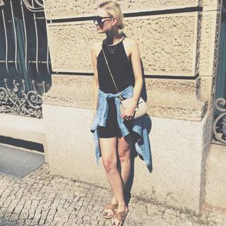 Carolin Niemczyk feet photo 13