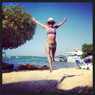 Carolina Acevedo feet photo 10