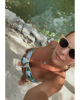 Carolina Acevedo feet photo 8