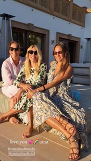 Carolina Ardohain feet photo thumbnail