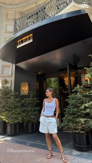 Carolina Ardohain feet photo thumbnail