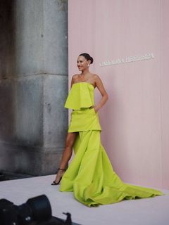 Carolina Ardohain feet photo thumbnail