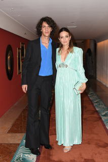 Carolina Crescentini feet photo 6