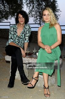 Carolina Crescentini feet photo 8