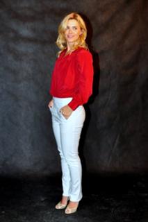 Carolina Dieckmann feet photo thumbnail