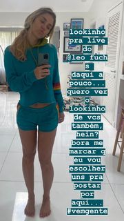 Carolina Dieckmann feet photo thumbnail