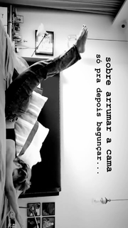 Carolina Dieckmann feet photo thumbnail