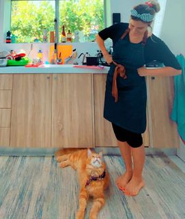 Carolina Dieckmann feet photo thumbnail