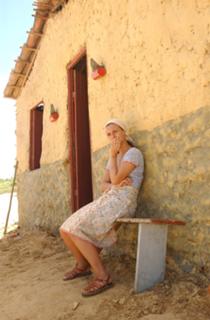 Carolina Dieckmann feet photo thumbnail