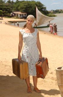 Carolina Dieckmann feet photo thumbnail