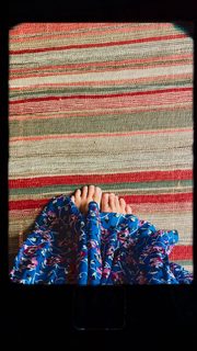 Carolina Dieckmann feet photo thumbnail