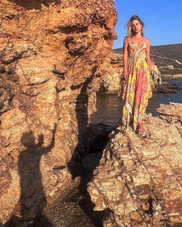 Carolina Dieckmann feet photo thumbnail