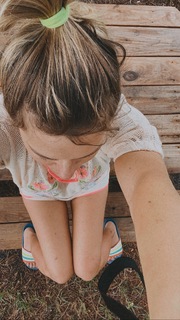 Carolina Dieckmann feet photo thumbnail