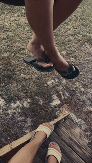 Carolina Dieckmann feet photo thumbnail