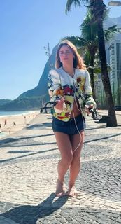 Carolina Dieckmann feet photo 15