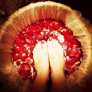 Carolina Ferraz feet photo 1