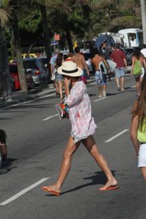 Carolina Ferraz feet photo 18