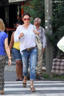 Carolina Ferraz feet photo 6