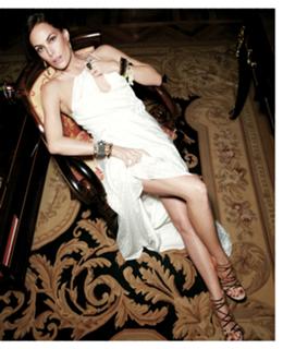 Carolina Ferraz feet photo 2