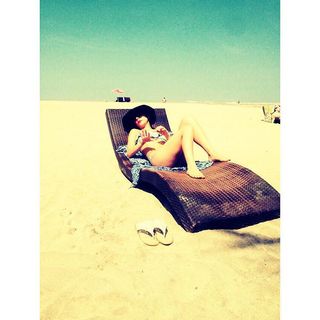 Carolina Gaitan feet photo 6
