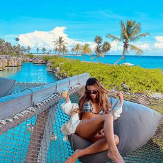 Carolina Gaitan feet photo 20