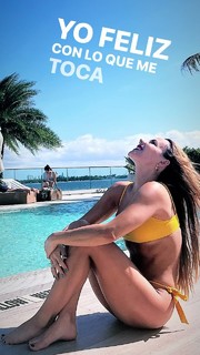 Carolina Gaitan feet photo 14