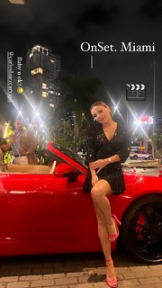 Carolina Gaitan feet photo 2