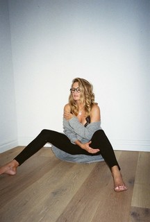 Carolina Gynning feet photo 14