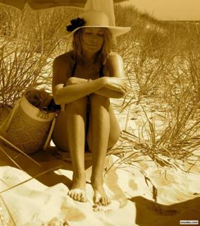 Carolina Gynning feet photo 9