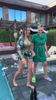 Carolina Gynning feet photo 1