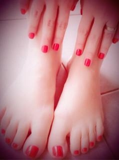 Carolina Kasting feet photo thumbnail