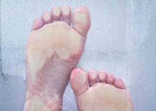 Carolina Kasting feet photo thumbnail