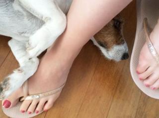 Carolina Kasting feet photo thumbnail