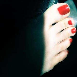 Carolina Kasting feet photo thumbnail