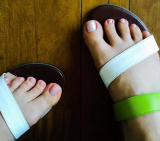 Carolina Kasting feet photo thumbnail