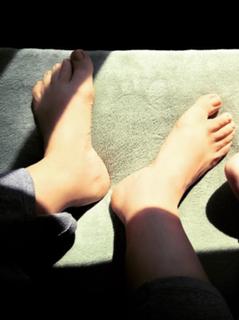 Carolina Kasting feet photo thumbnail