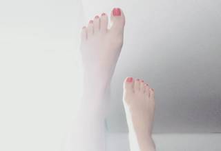 Carolina Kasting feet photo thumbnail