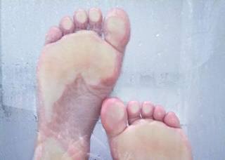 Carolina Kasting feet photo thumbnail