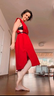 Carolina Kasting feet photo thumbnail