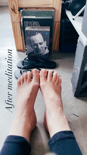 Carolina Kasting feet photo thumbnail