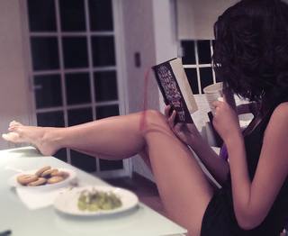 Carolina Miranda feet photo thumbnail